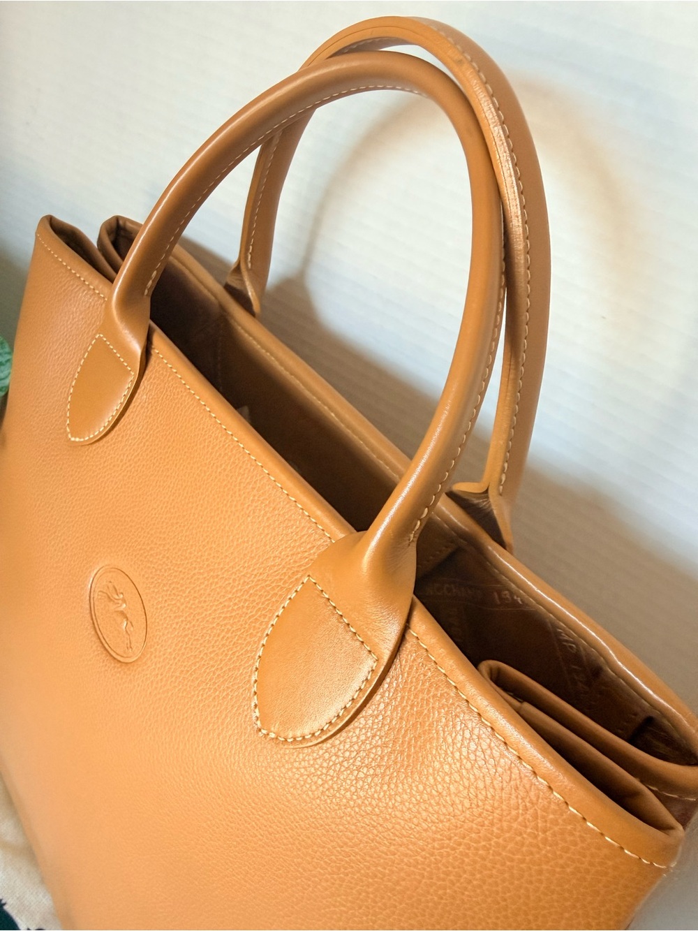 Longchamp Rozo Cognac Leather Structured Top-Handle Tote. - Picture 9 of 17